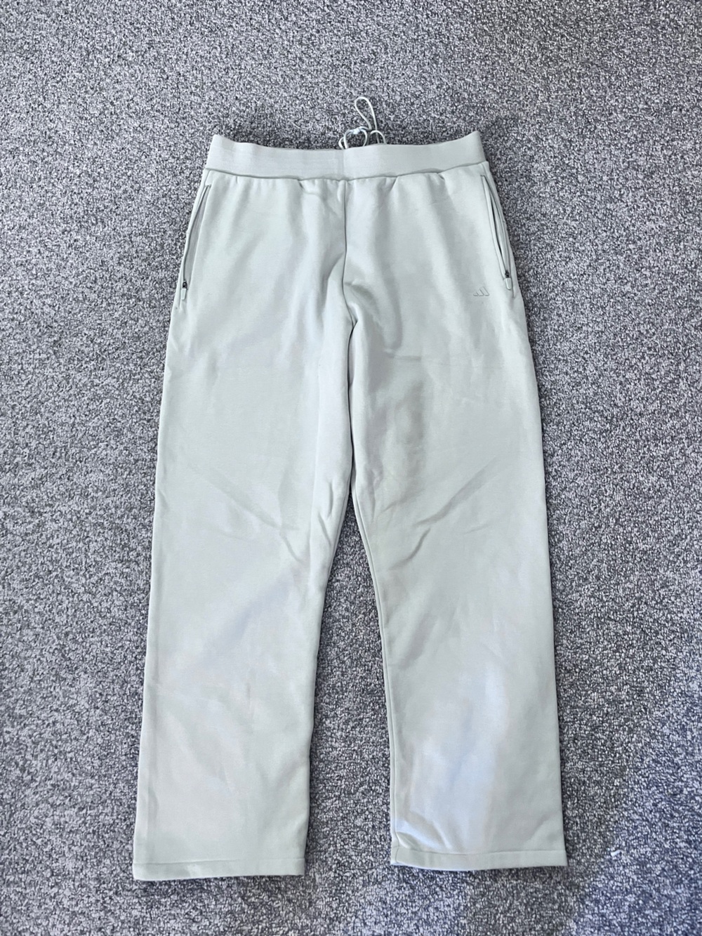 Adidas Men's Light Gray Casual Drawstring Pants